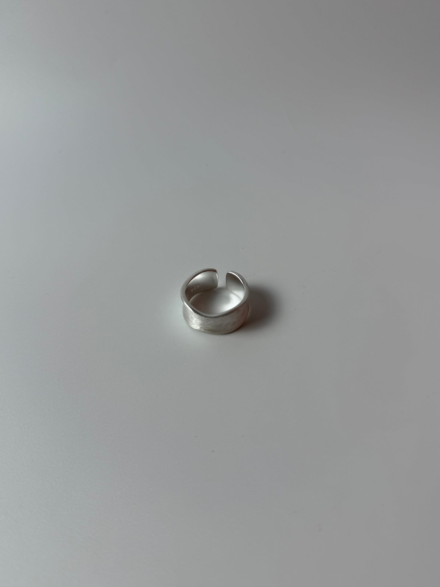 EUN Ring
