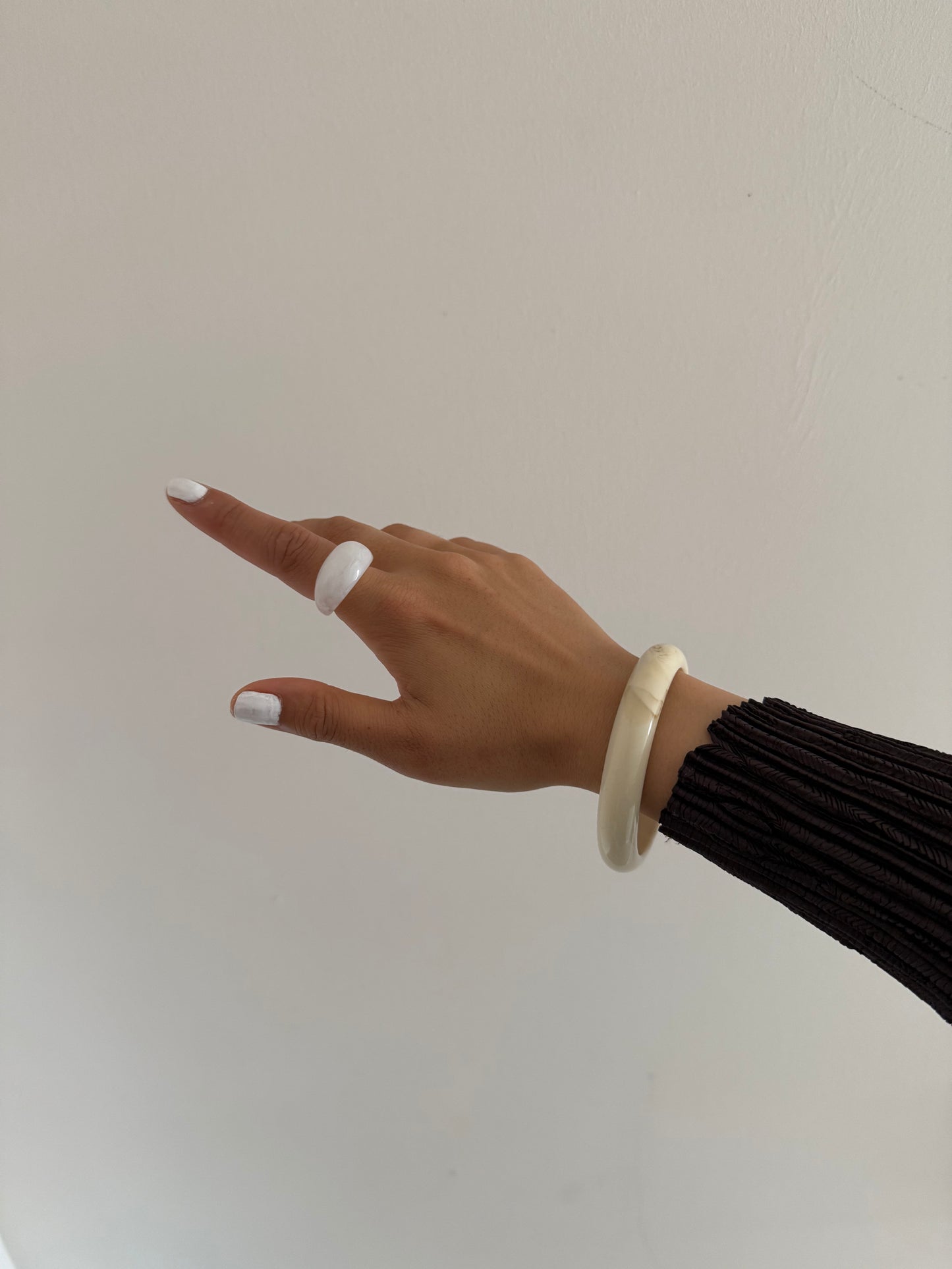 HAETBIT Bangle Bracelet