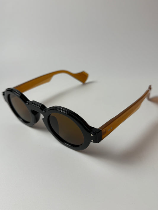 COMMON Sunglasses