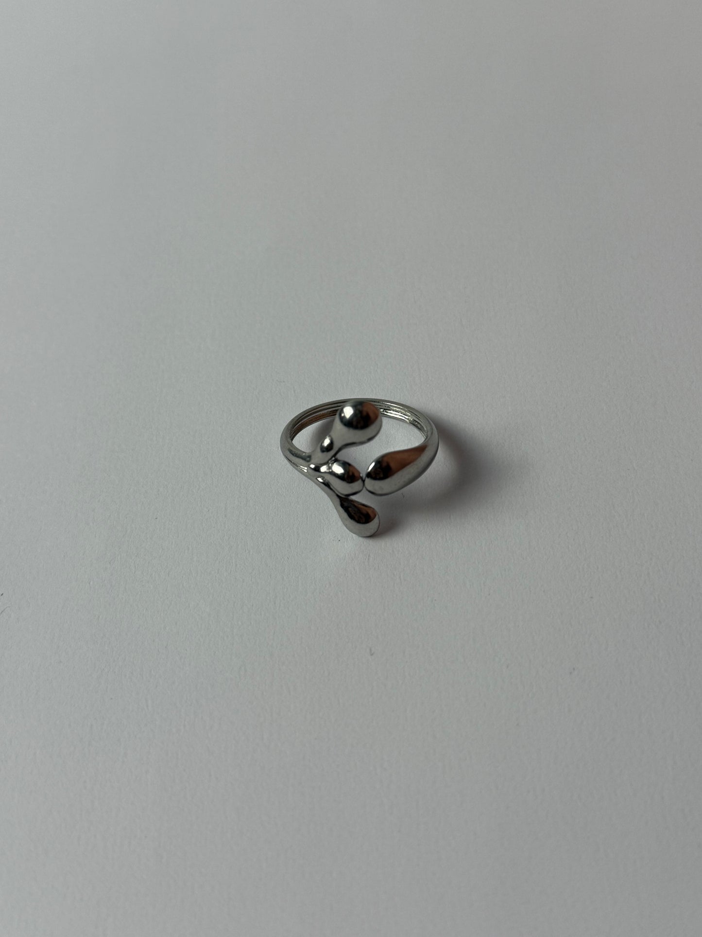 LIQUE Ring