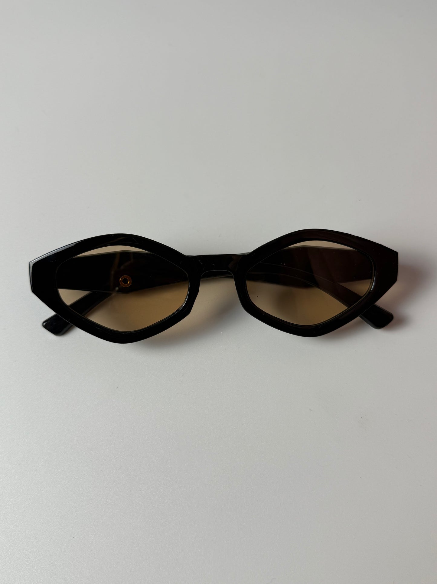 SEOUL ANGLE Sunglasses