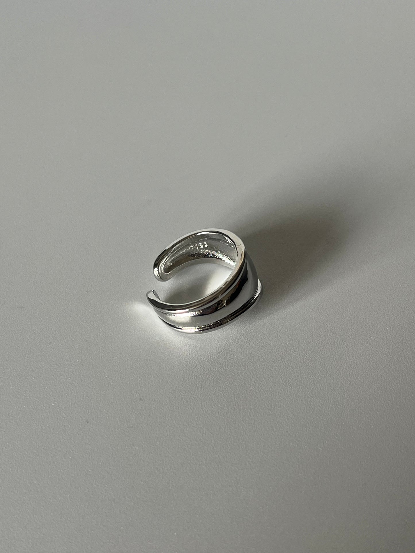 HANGARI Ring