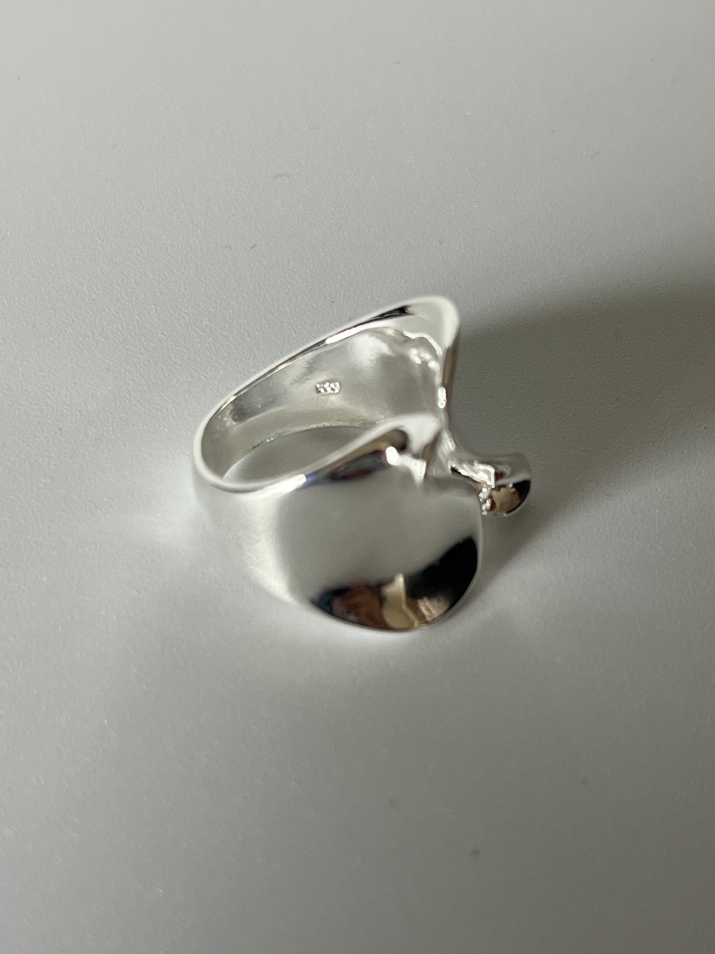 TEUM Ring