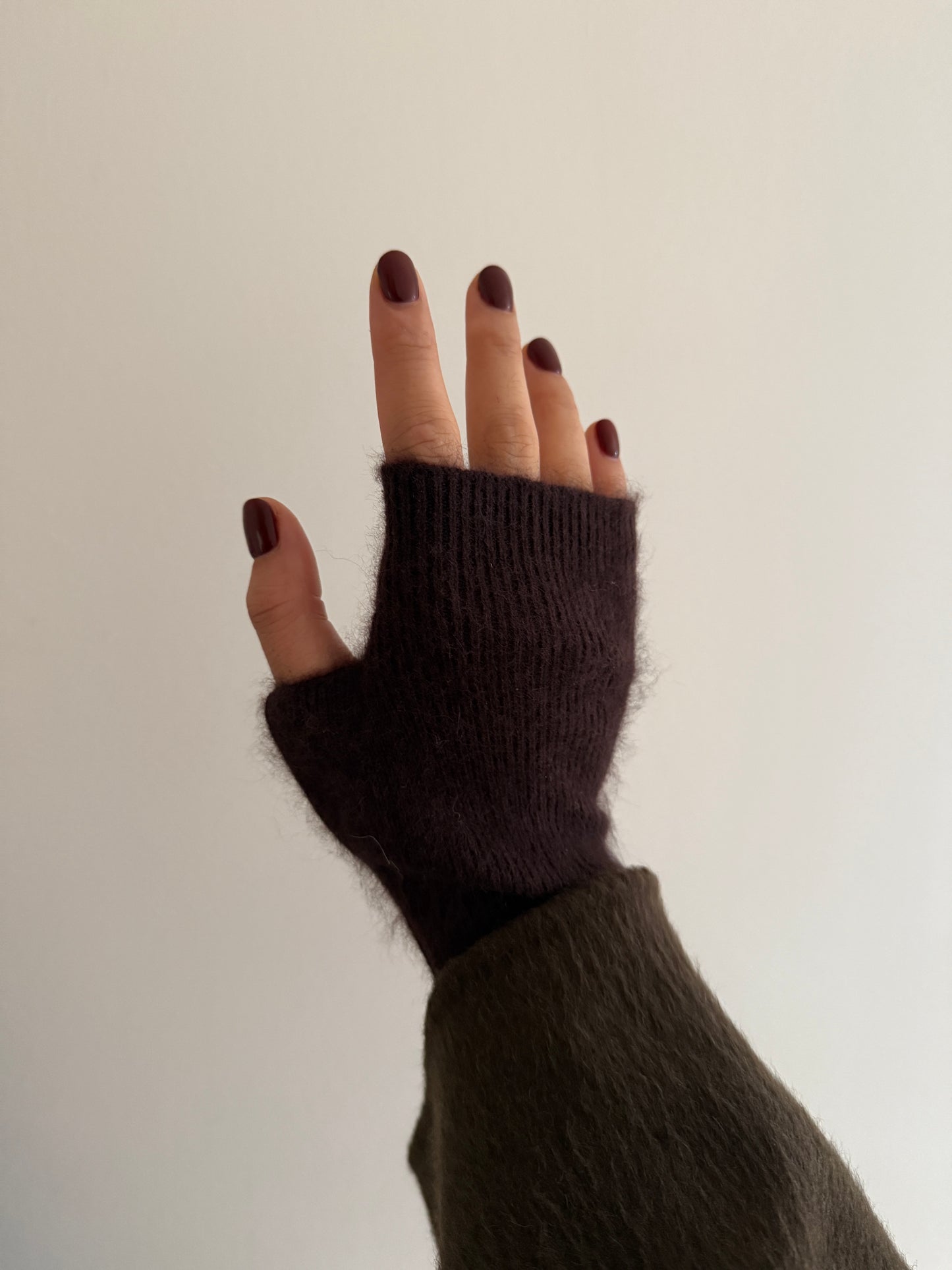 ONGI Cashmere Gloves