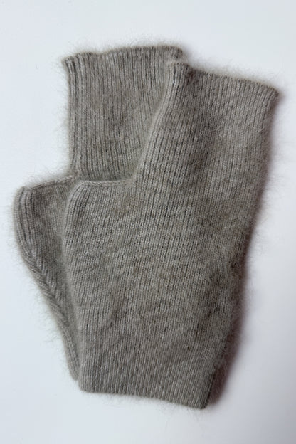 ONGI Cashmere Gloves