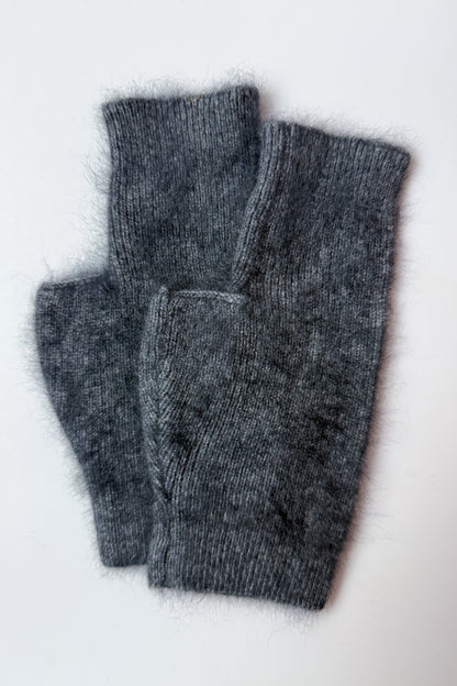 ONGI Cashmere Gloves