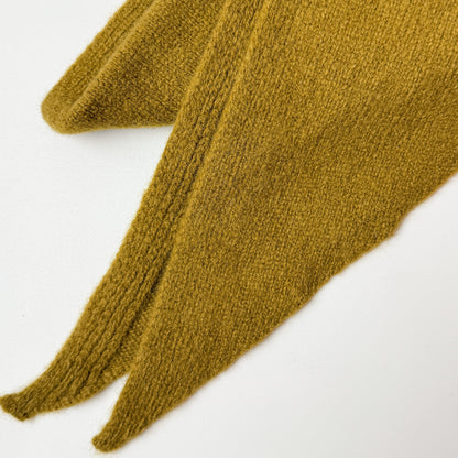 WOOL TRIANGLE Scarf