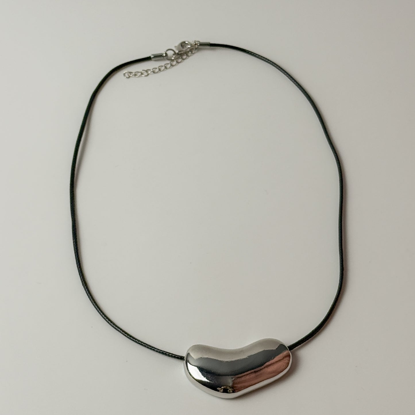 BEAN Necklace