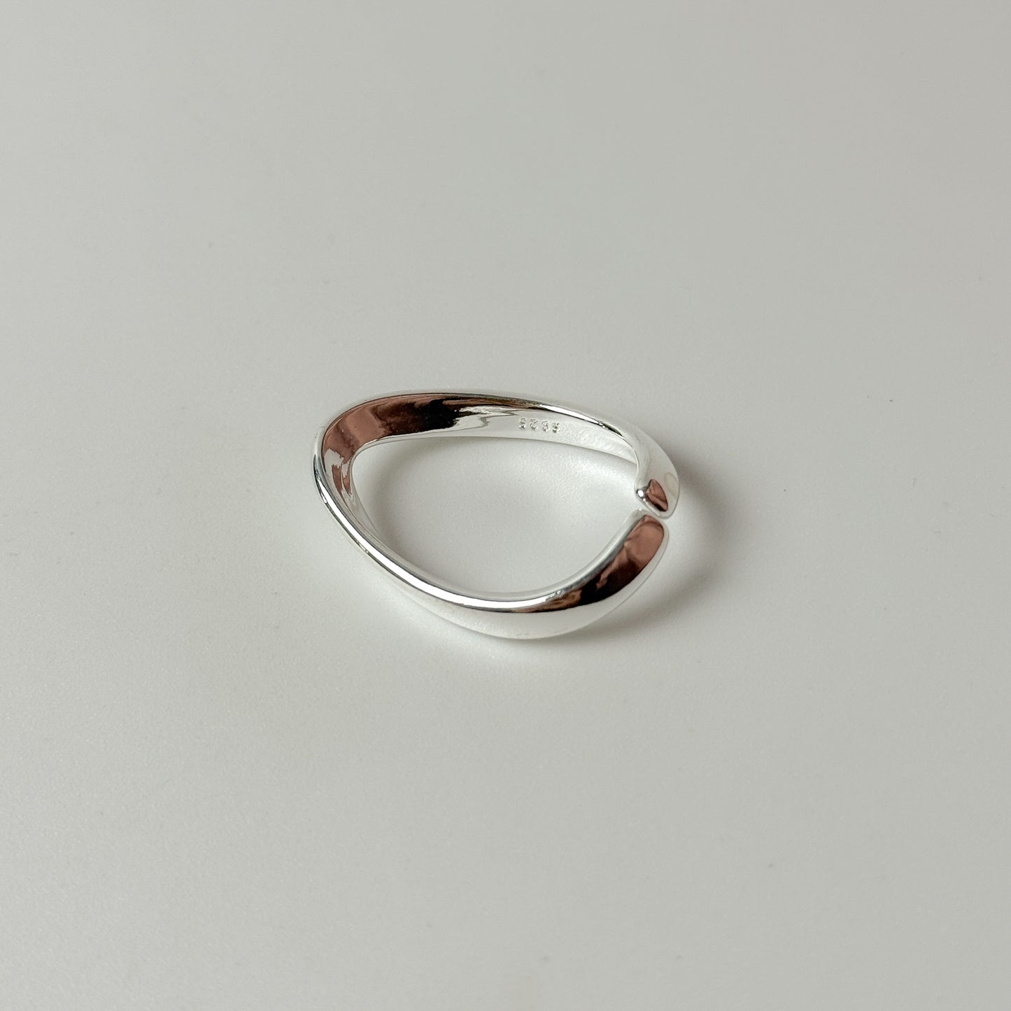 WAVE Ring