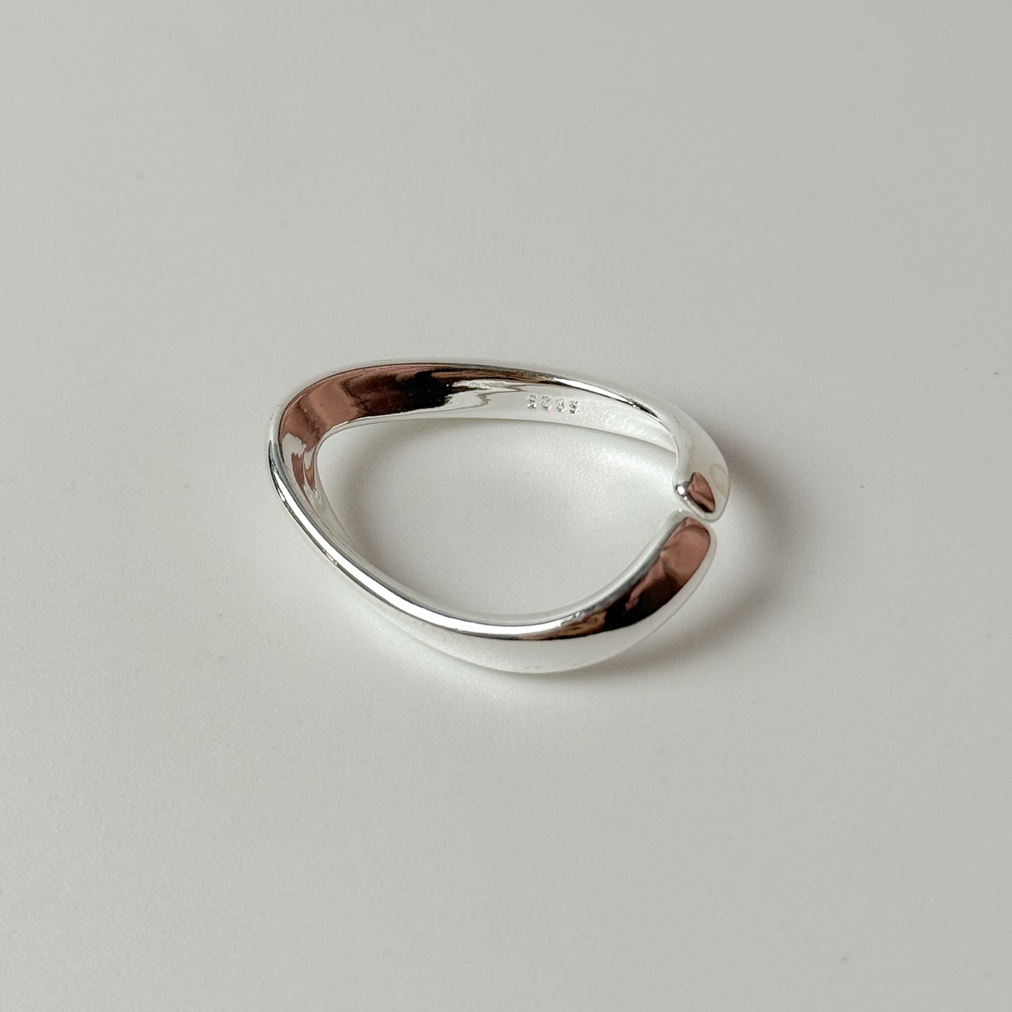 WAVE Ring