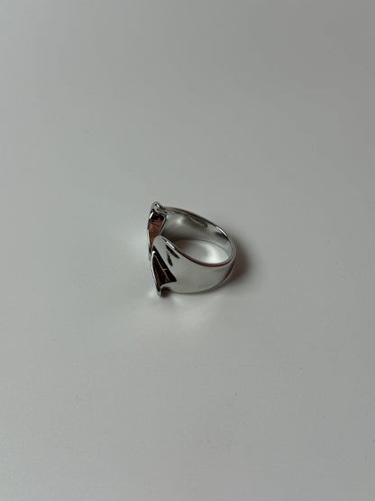 TEUM Ring