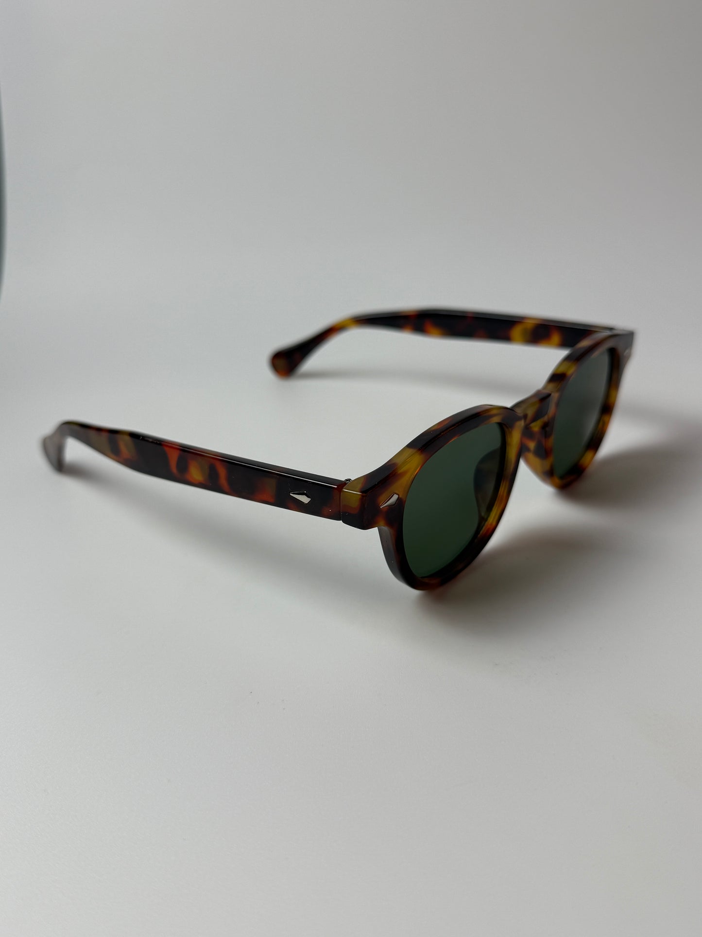 MOSS Sunglasses