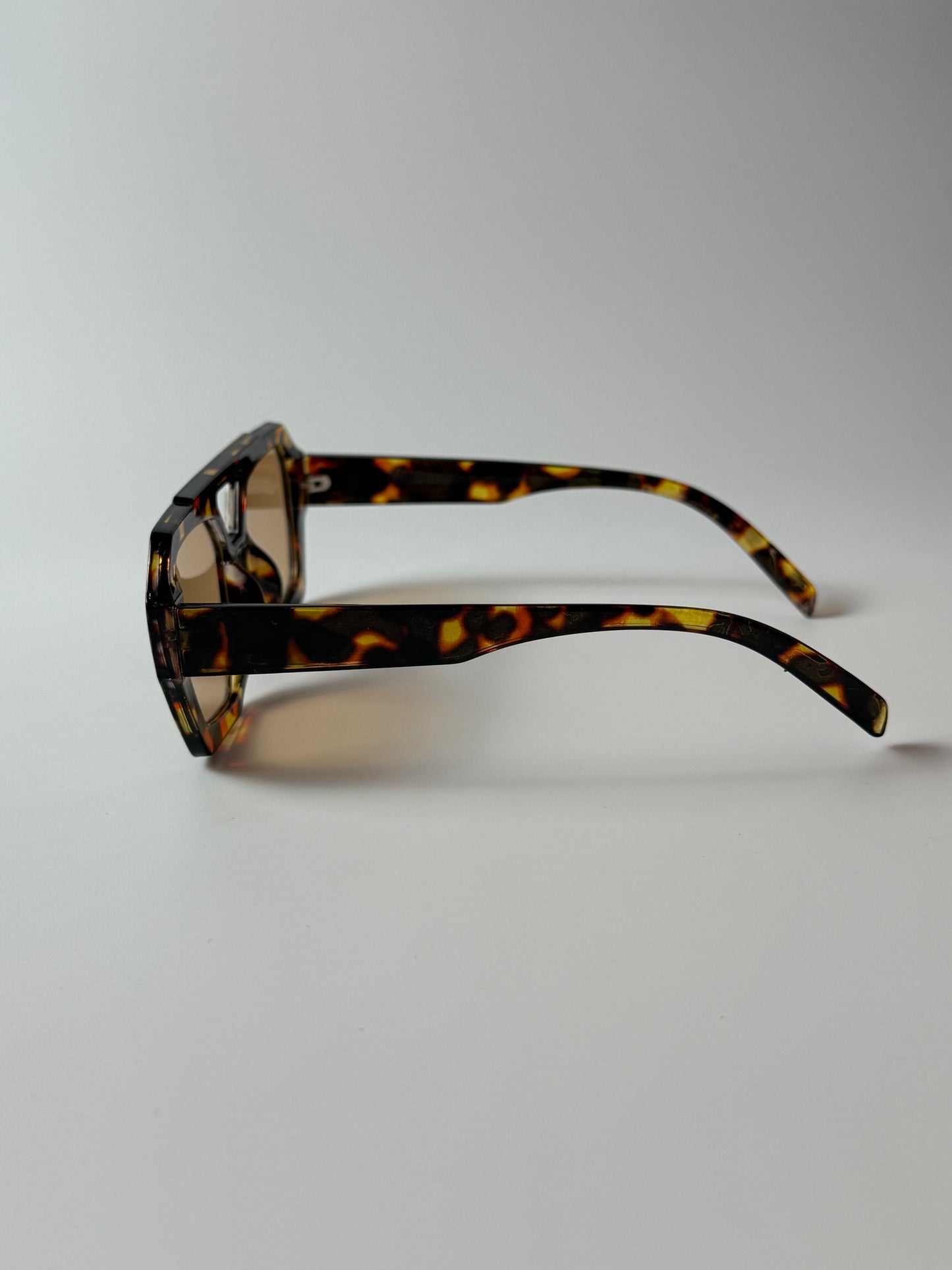 HAEMI Sunglasses