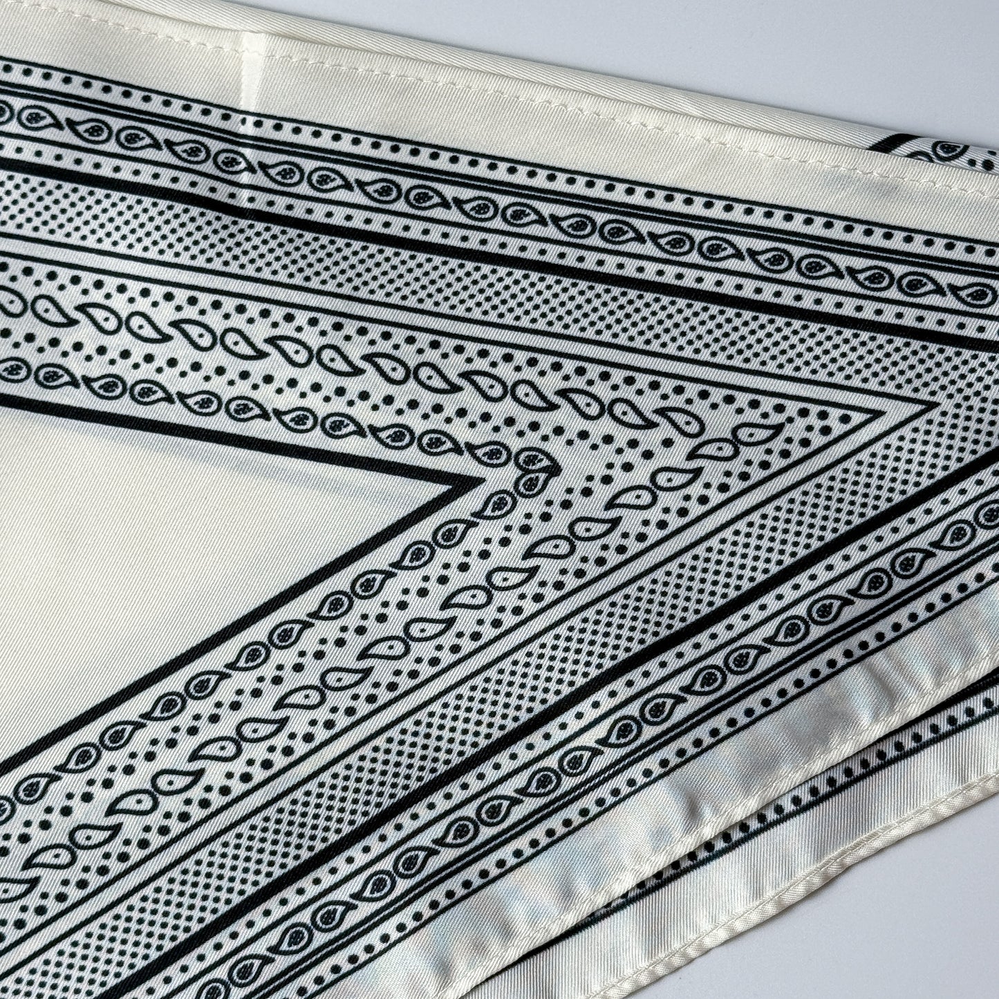 KEFF Scarf