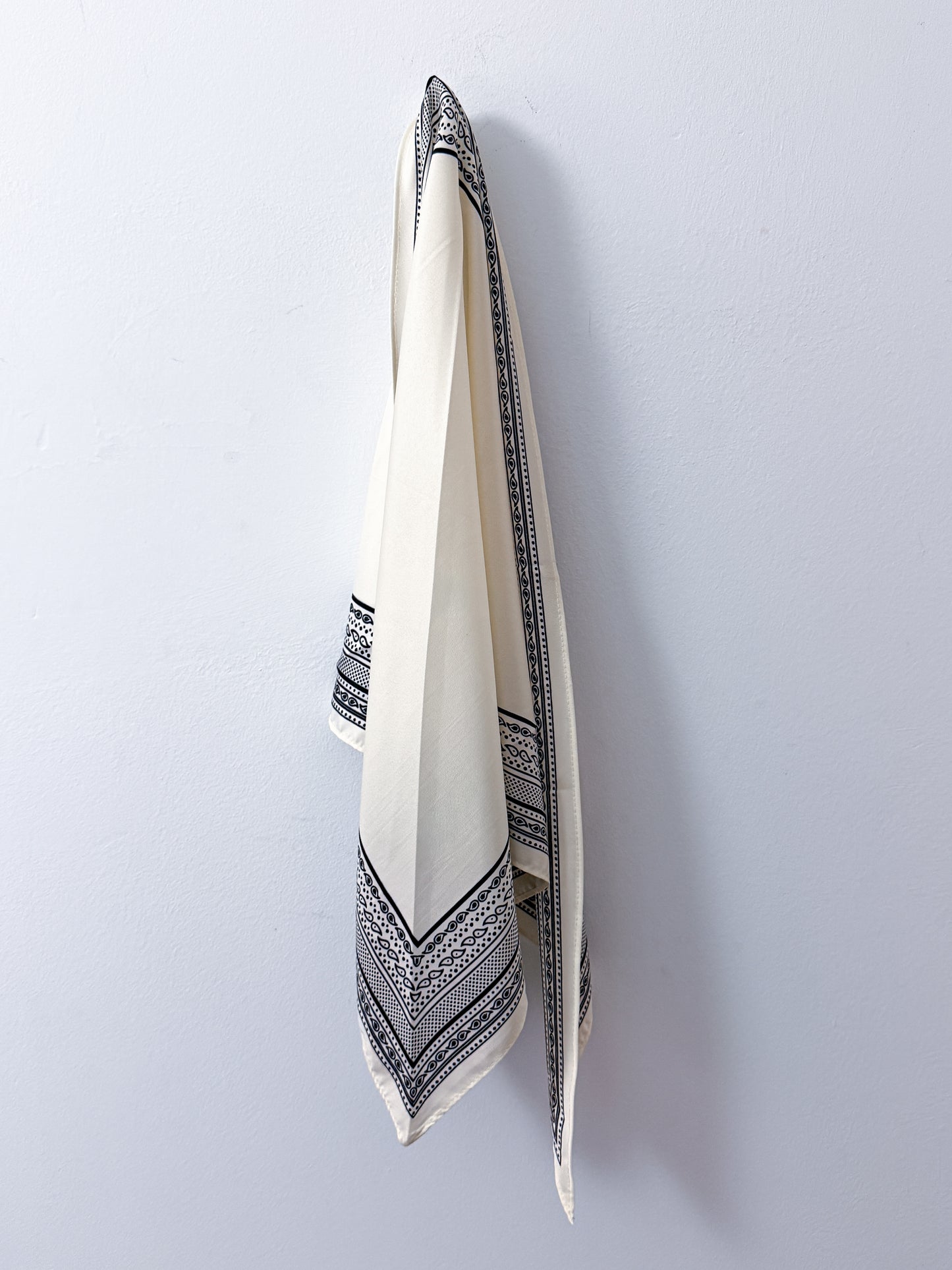 KEFF Scarf