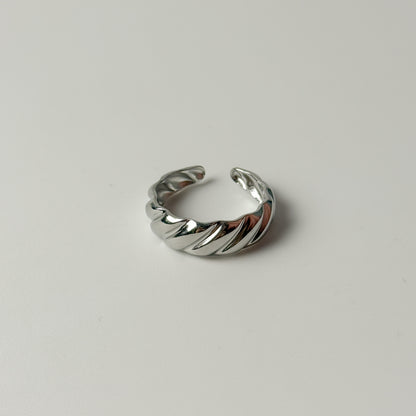 TWIST Ring