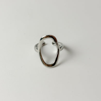 OVAL Ring