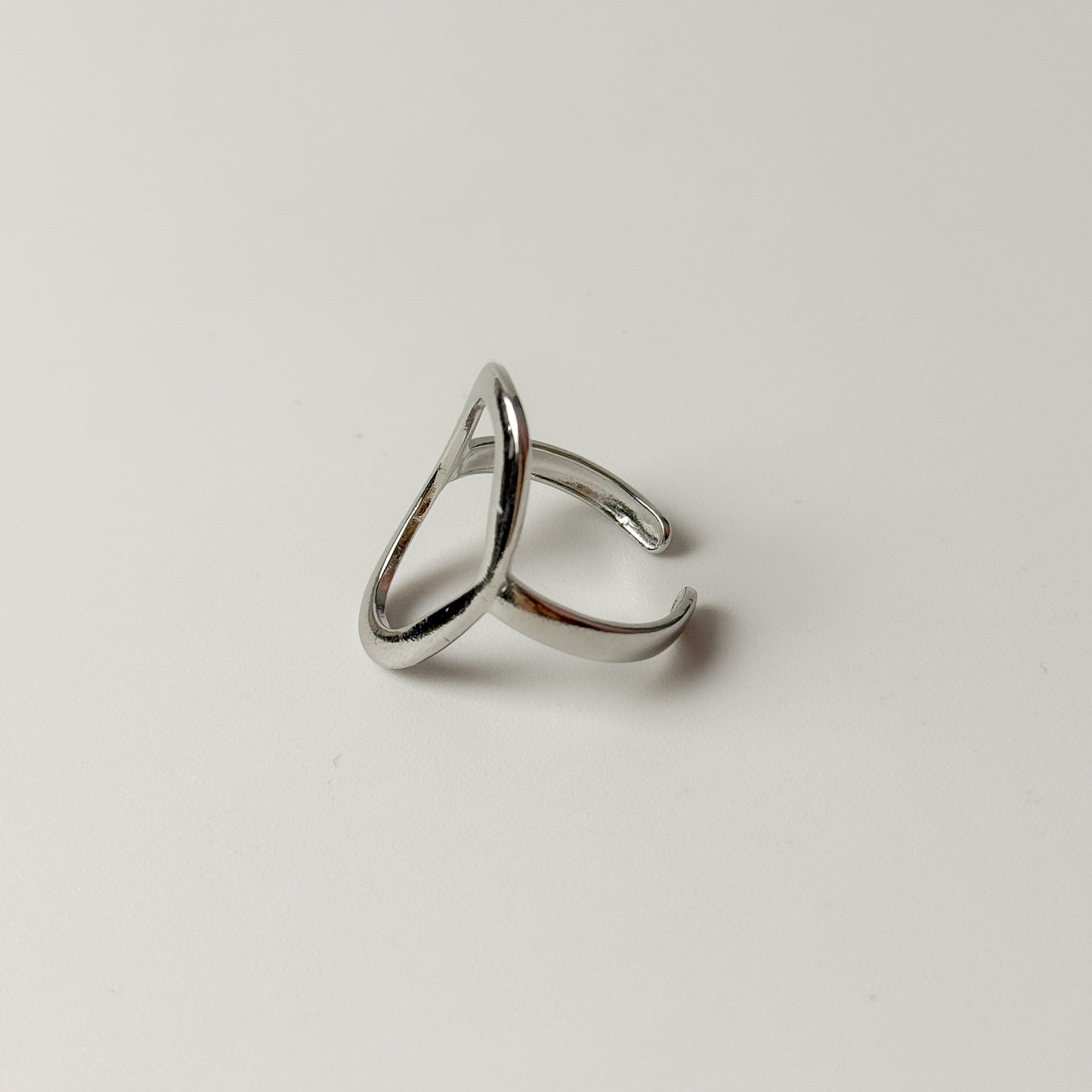 OVAL Ring