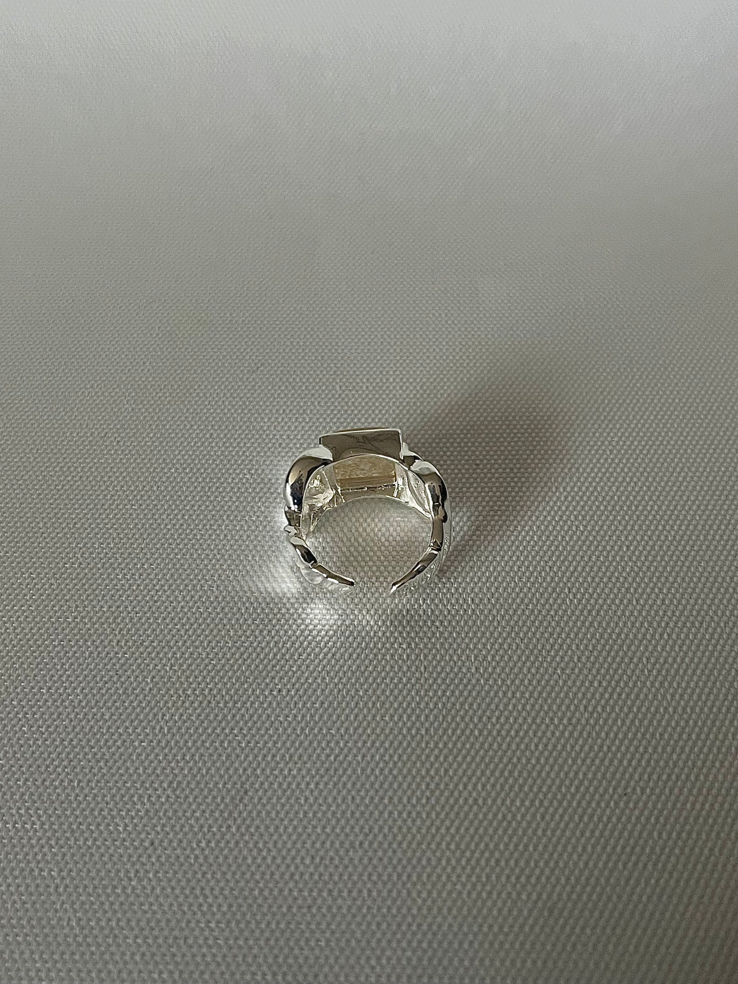 UJU Ring