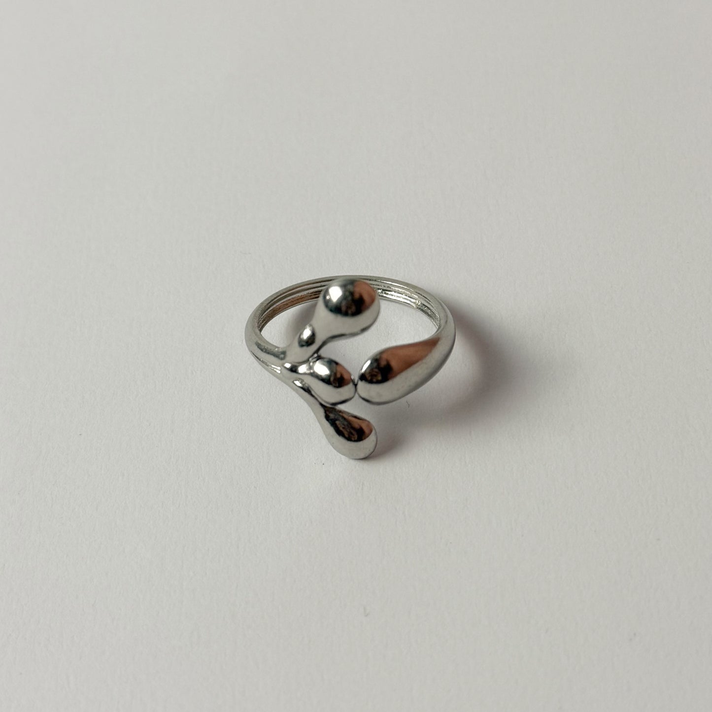 LIQUE Ring