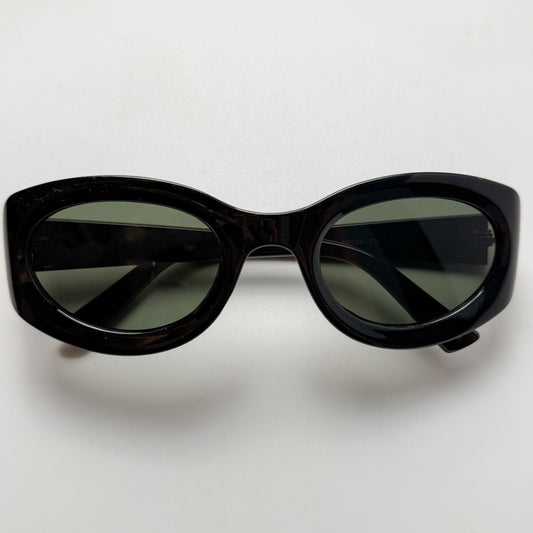 ELIO Sunglasses