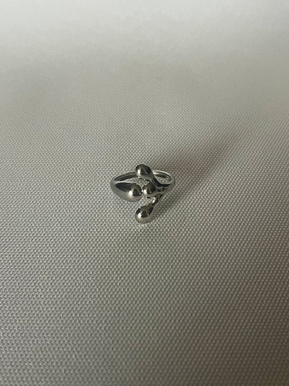 LIQUE Ring