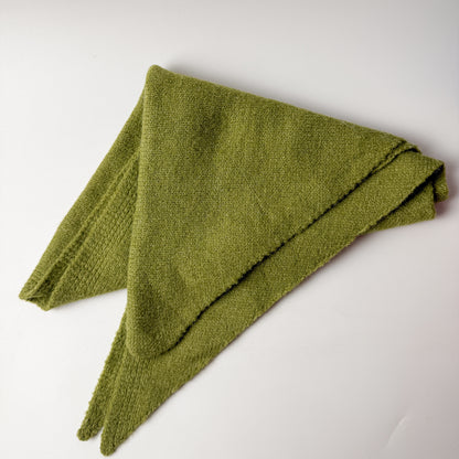 WOOL TRIANGLE Scarf