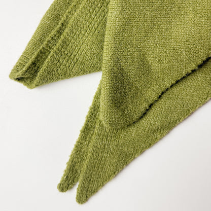 WOOL TRIANGLE Scarf