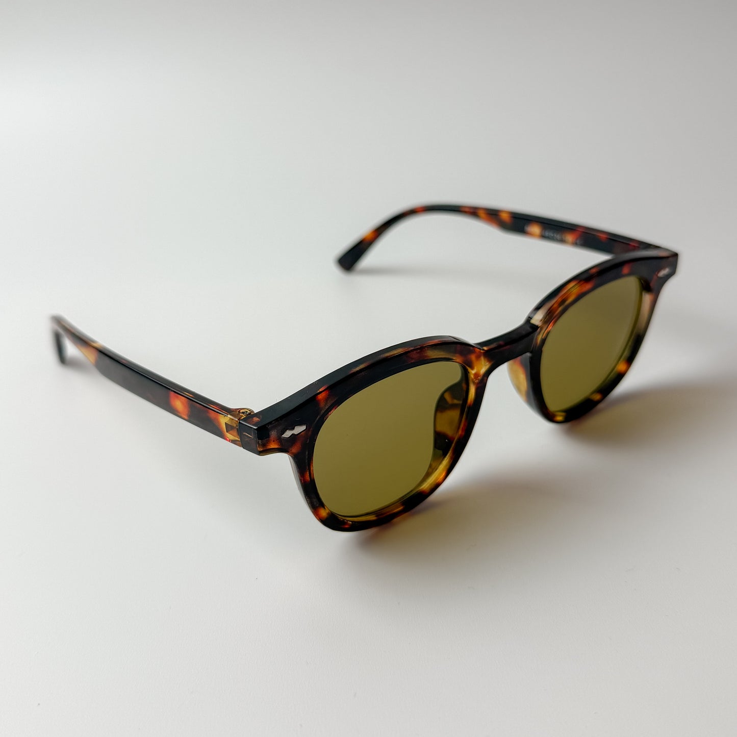 UMBER Sunglasses
