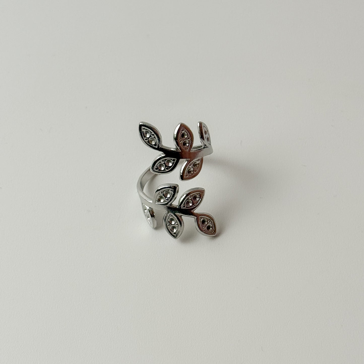 VINE Ring