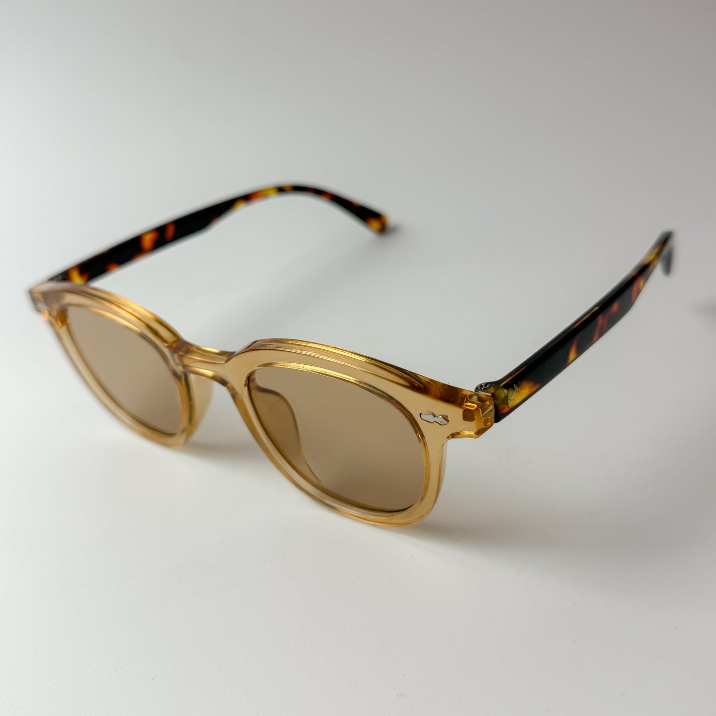 MONO Sunglasses
