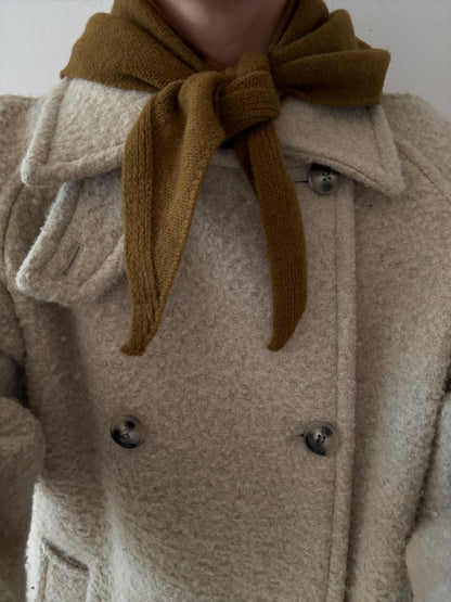 WOOL TRIANGLE Scarf