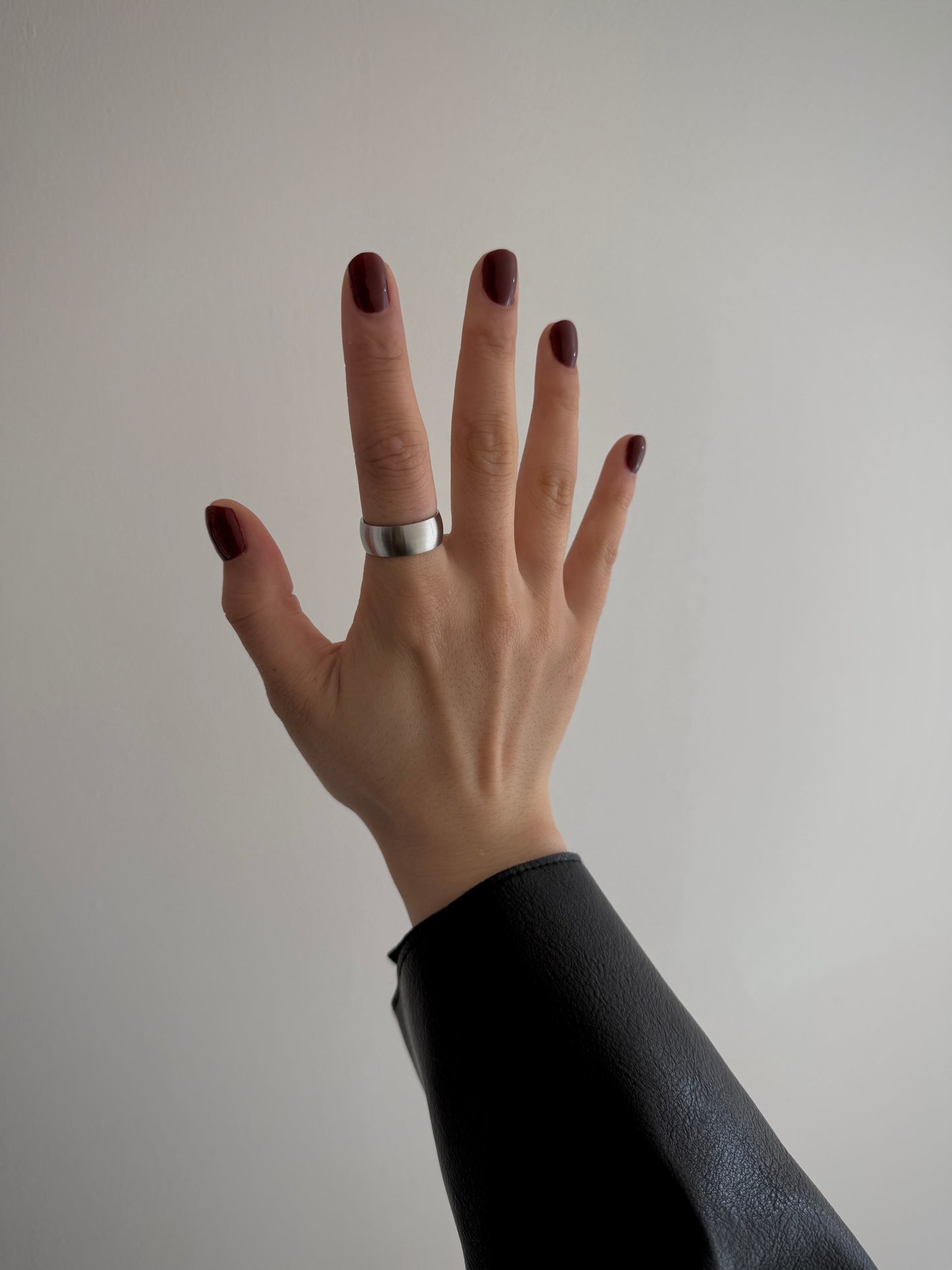 EIRO Band Ring